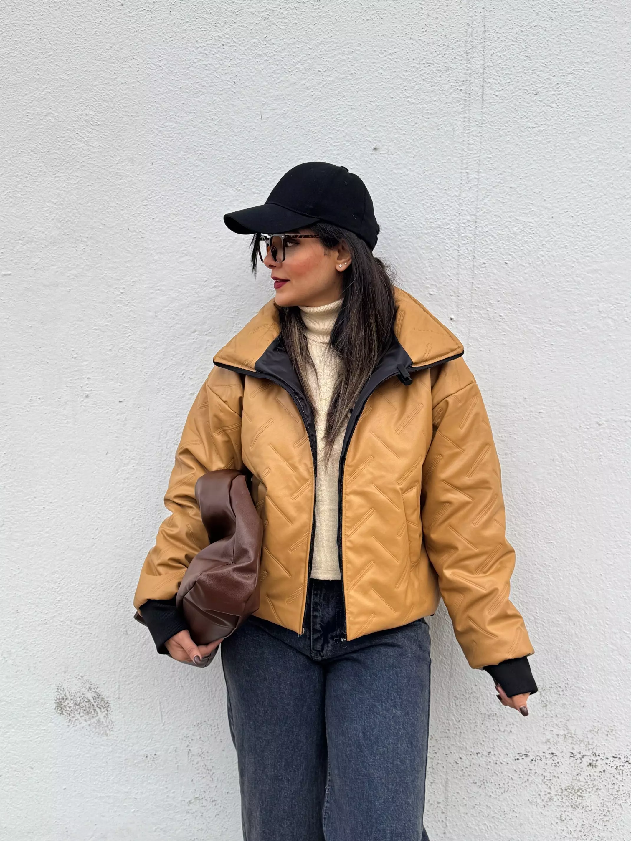 کاپشن چرم تیلور Teylor